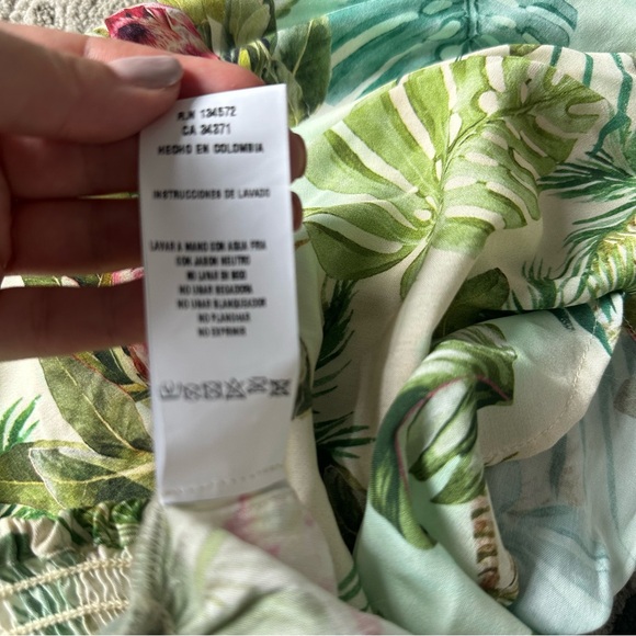 Floral Off-Shoulder Maxi Dress size XS/S - Picture 9 of 9